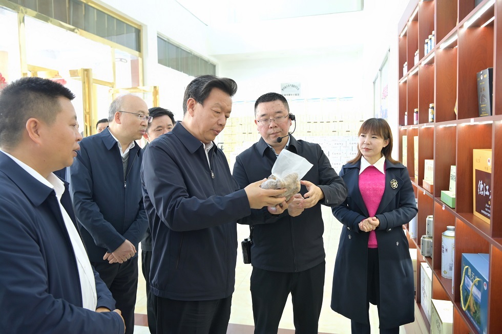 W020251114757458620104